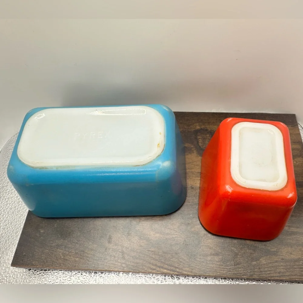 Vintage Pyrex Turquoise & Red Fridgie Storage Containers No Lids Set of 2